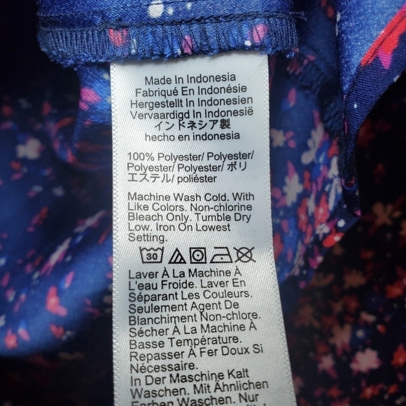 J. Crew Factory Long Sleeve Ruffleneck Top Floral Navy Size XS - Picture 11 of 11